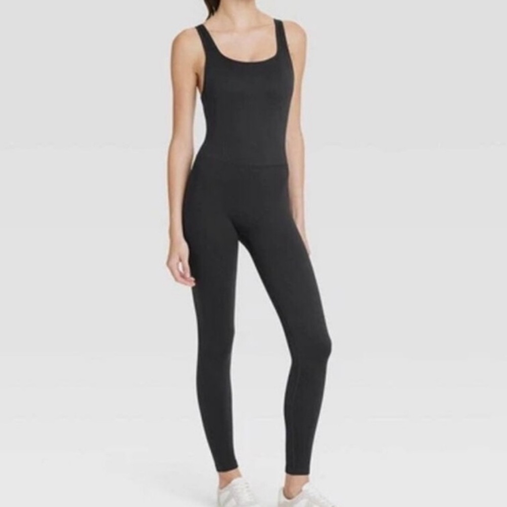 NWT All In Motion Women's Brushed Sculpt Scoop Neck Bodysuit Black